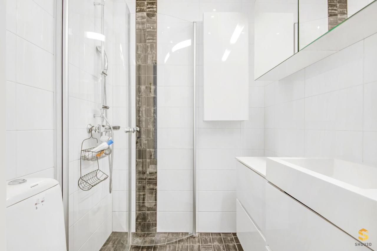 Wehost Ruusankatu 8 *
