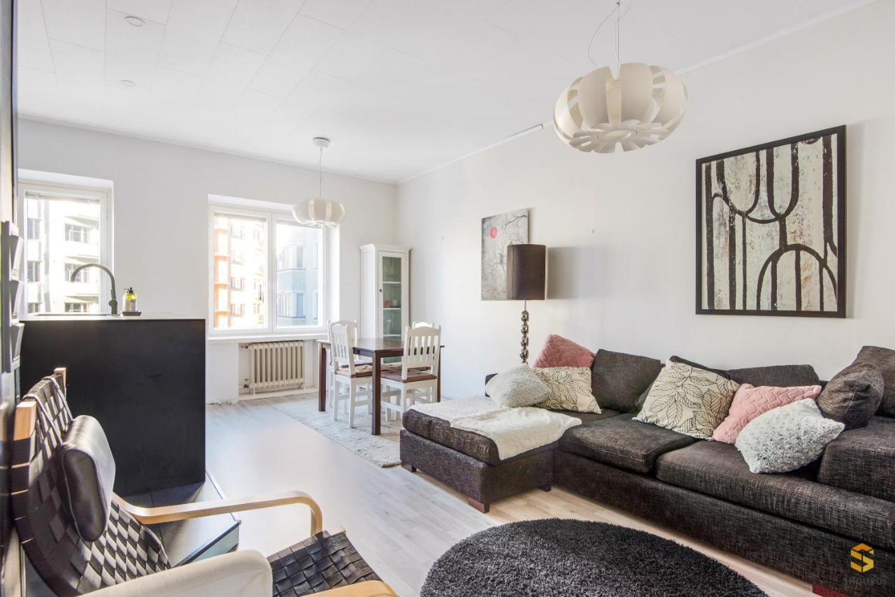 Wehost Ruusankatu 8 *